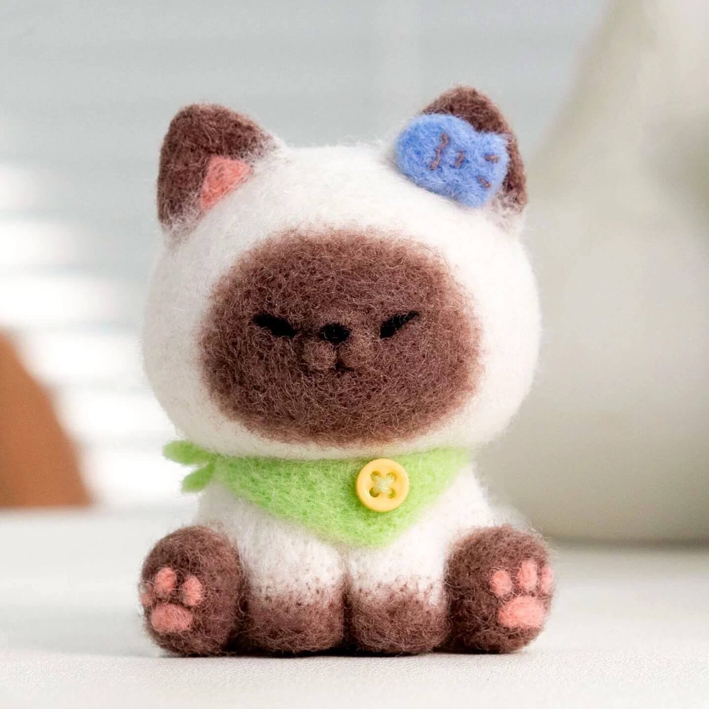 Kawaii Cat Needle Felting Kit - Beginner Wool Craft DIY Starter Set - Image 3