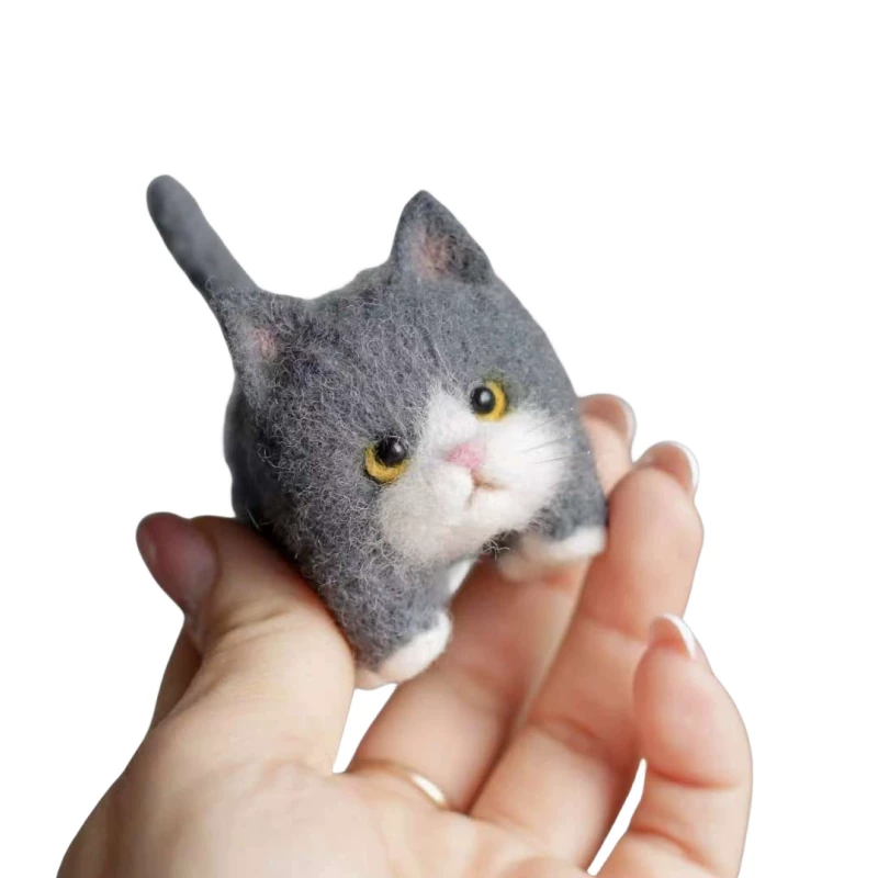 Wool Felting Kit for Beginners – Chubby Kitten Cat Miniature Needle Craft Set