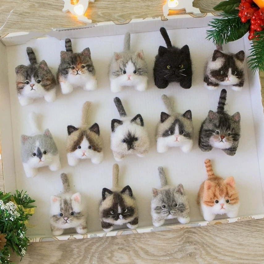 Wool Felting Kit for Beginners – Chubby Kitten Cat Miniature Needle Craft Set